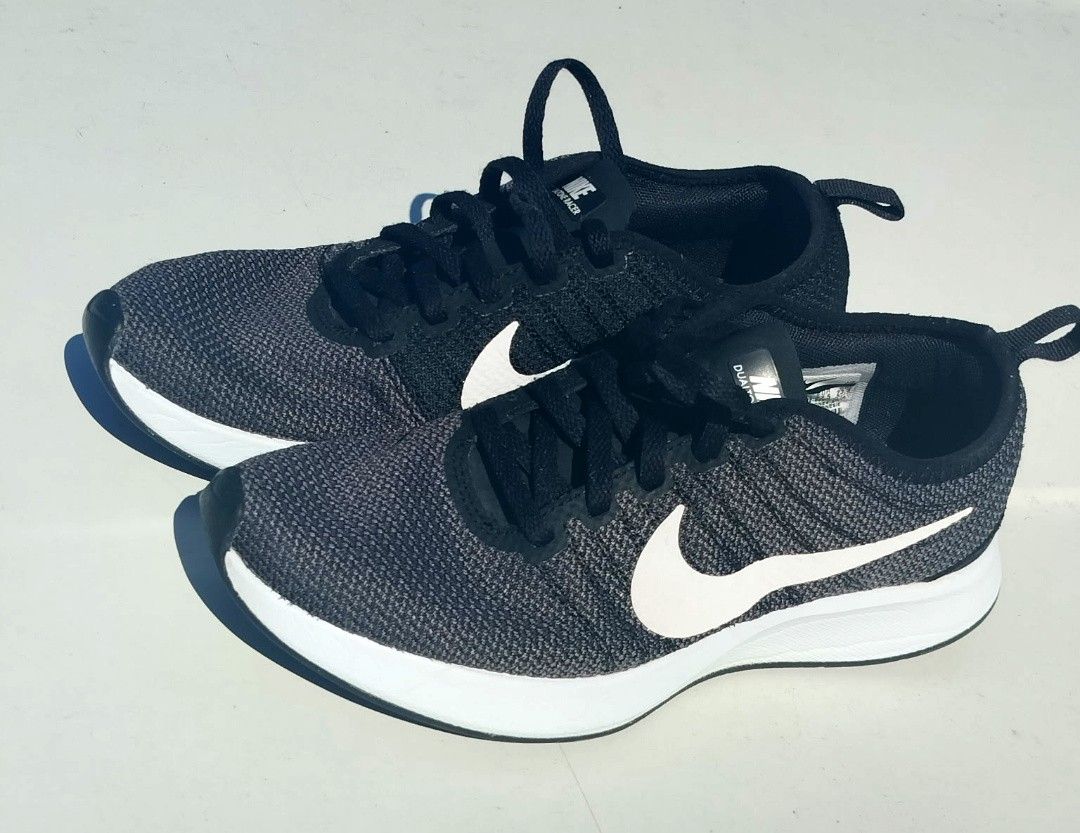 Nike Womens DualTone Racer Running Shoes