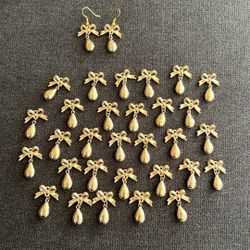 Beautiful Golden Lot Of Charms