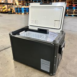 NEW IN BOX 45L/47.5QT Single Zone Portable Fridge & Freezer, Camping Electric Cooler, AC/DC Plug