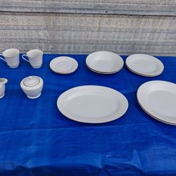 Vintage 13 piece porcelain China set with gold trim  [in nice condition!!