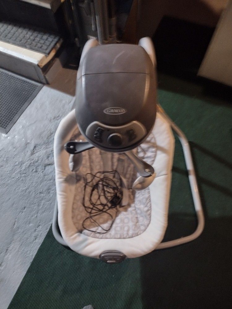 Baby Swing For Sale!