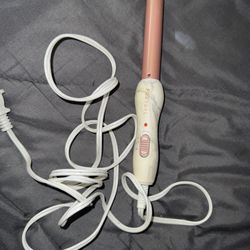 Foxy Bae Mini Curling Wand