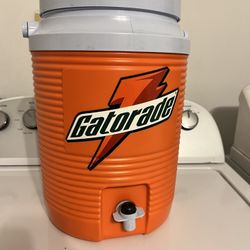 2004 Gatorade Cooler