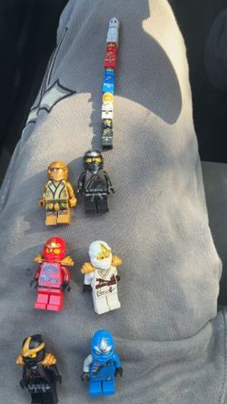 Lego minfigs
