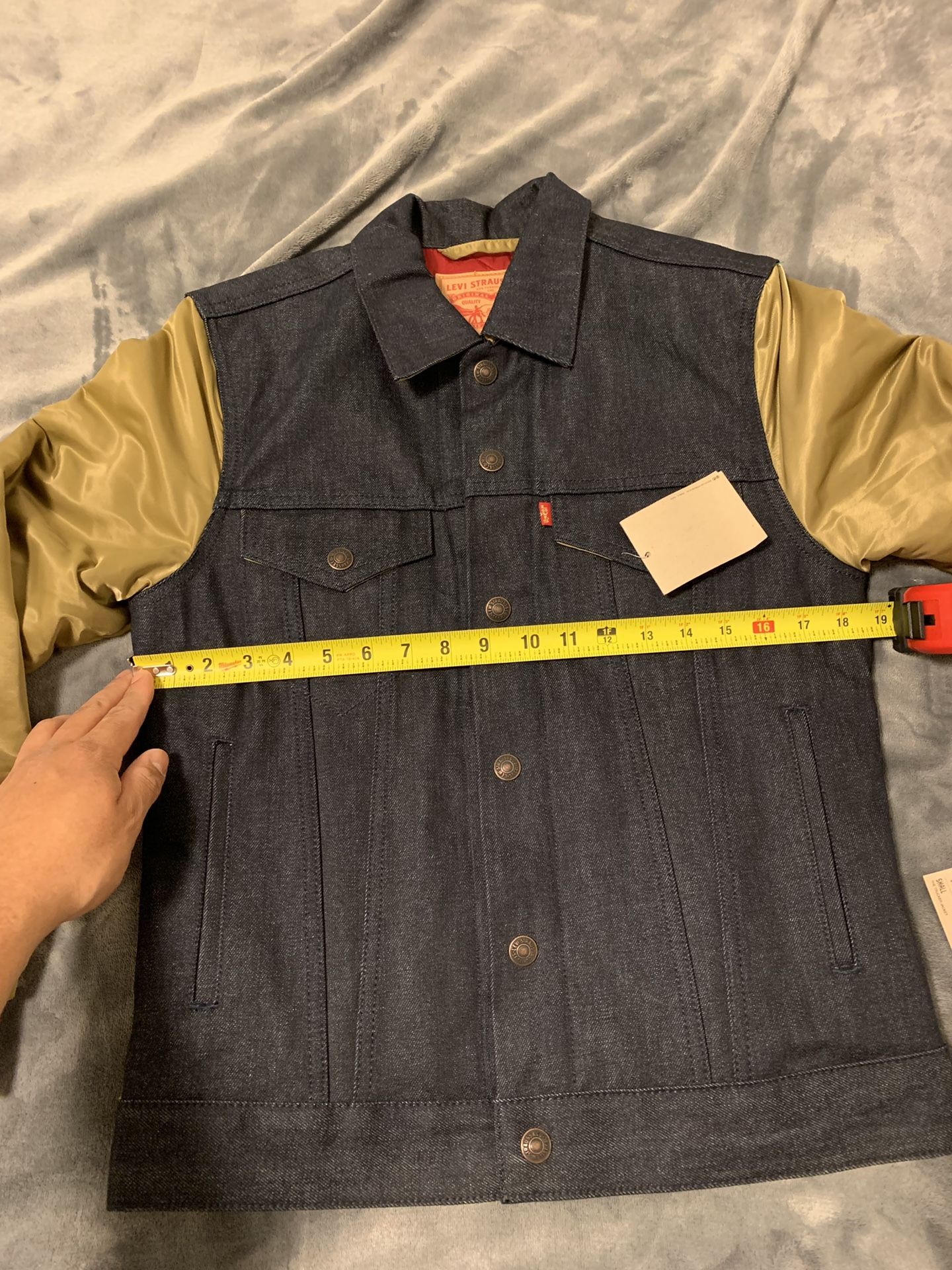 Levi's 49ers jacket size Small for Sale in San Jose, CA - OfferUp