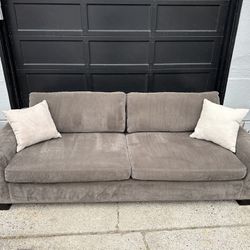 Room & Board Couch-FREE Delivery