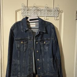 29th Street And Thomas Road * Old navy Denim Jacket
