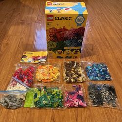 LEGO Classic 11005 Creative Fun – Incomplete Set (~665 of 900 Pieces) 