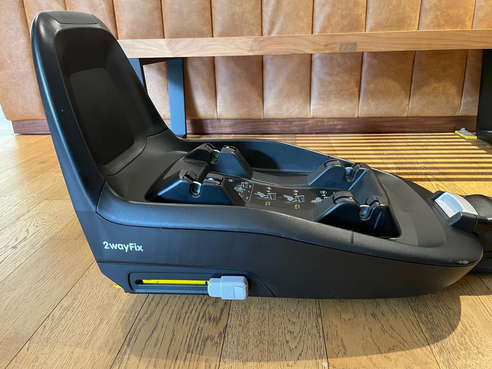 Maxi Cosi Car Seat Base (fits maxi Cosi Car Seats)