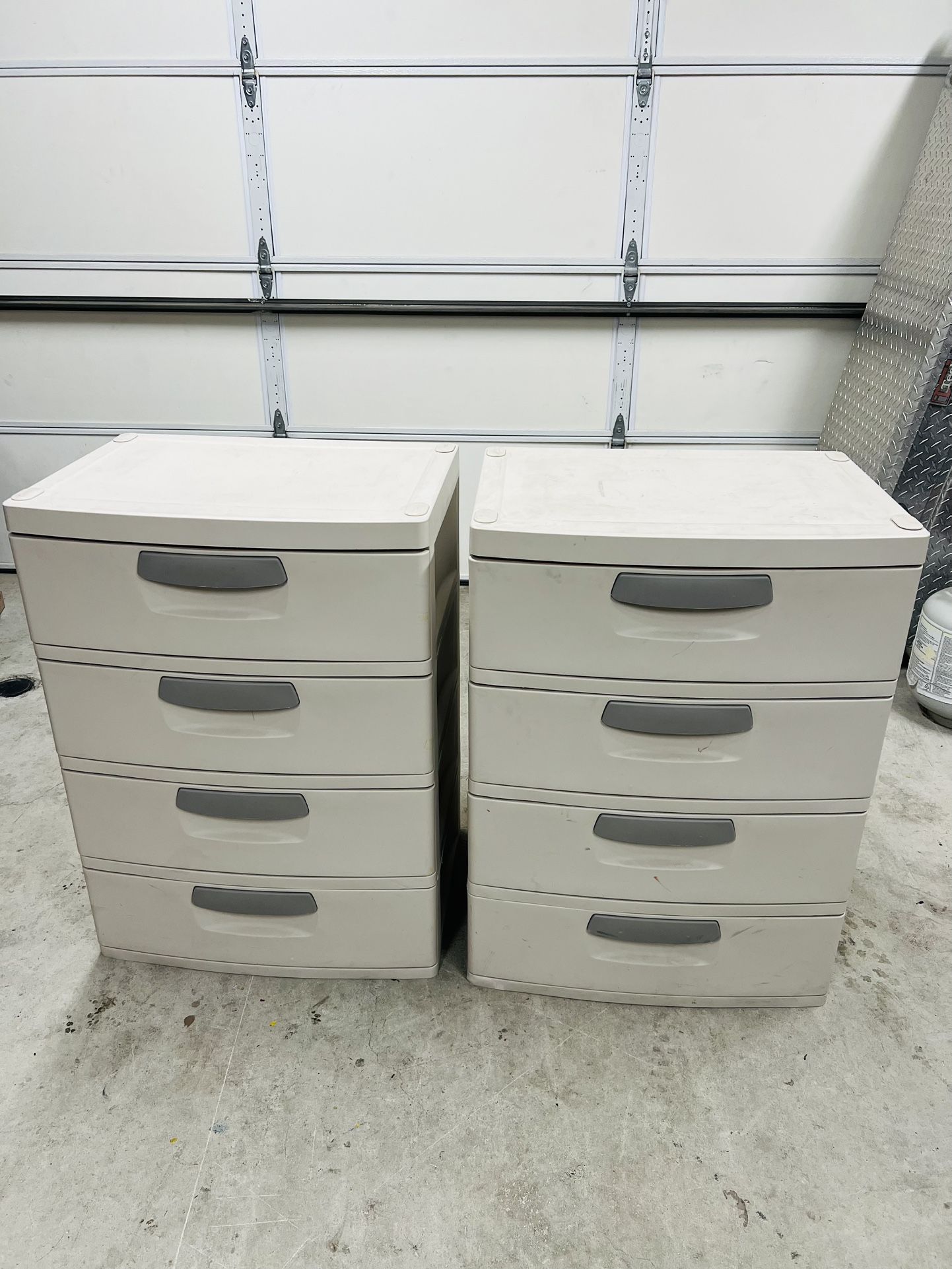 Heavy Duty Large-capacity drawers 80 Each