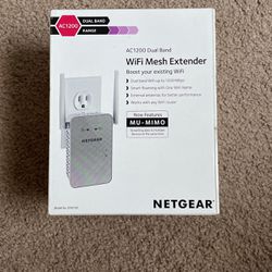 NetGear AC1200 WIFI EXTENDER