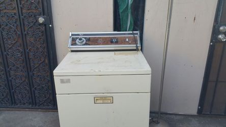 Good condition and old style but work good.