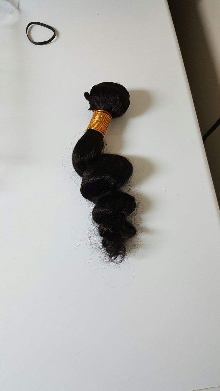 18" Brazilian human hair loose wavy 3 bundles 300g