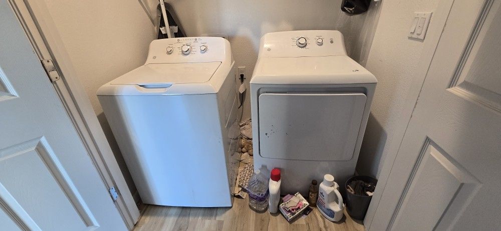 GE Washer/Dryer Set - $400 OBO