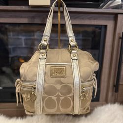 Coach Poppy Top Handle/Crossbody