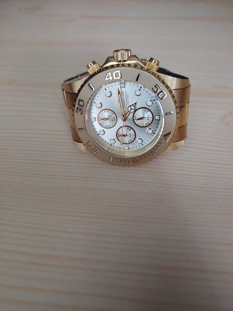 Invica gold watch