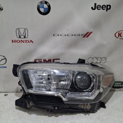 2018-2023 TOYOTA TACOMA HALOGEN HEADLIGHT LEFT DRIVER SIDE OEM 
