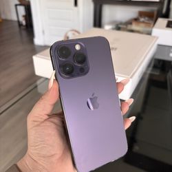 Apple iPhone 14 Pro Max 256GB! Unlocked to any company! 90 day warranty! We offer financing!