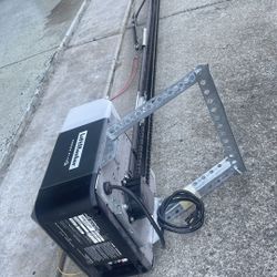 Garage Door Opener 