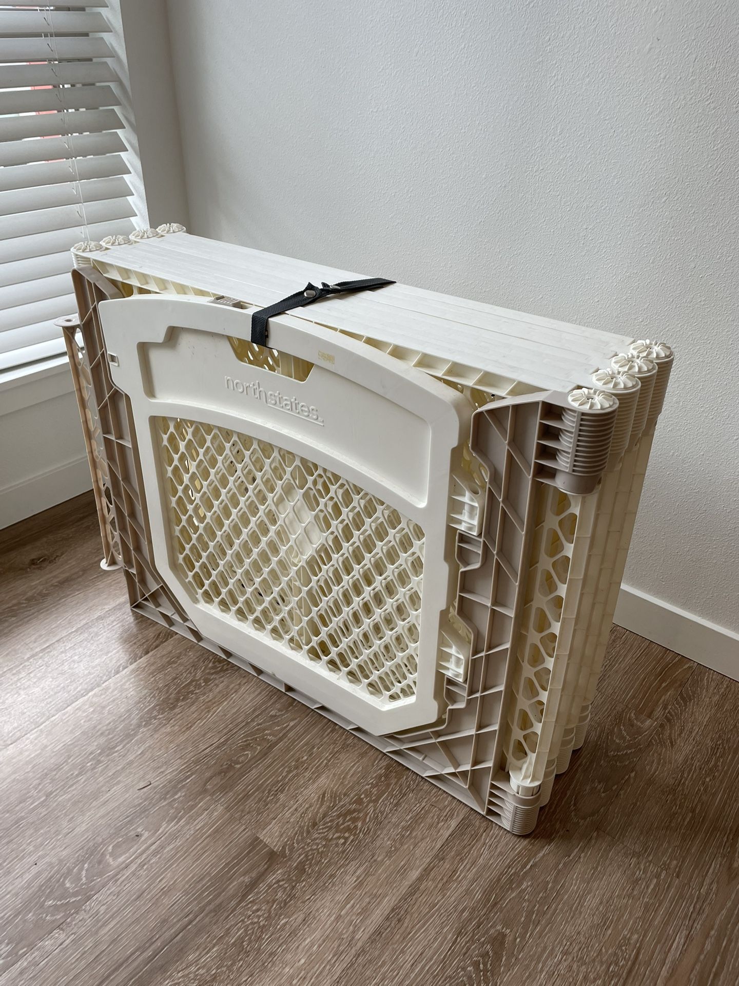 (Pending Pickup) Toddleroo North States Play Yard Baby Pet Fence Play Pen With Door