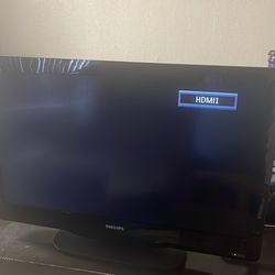 32 inch smart Phillips tv  no remote