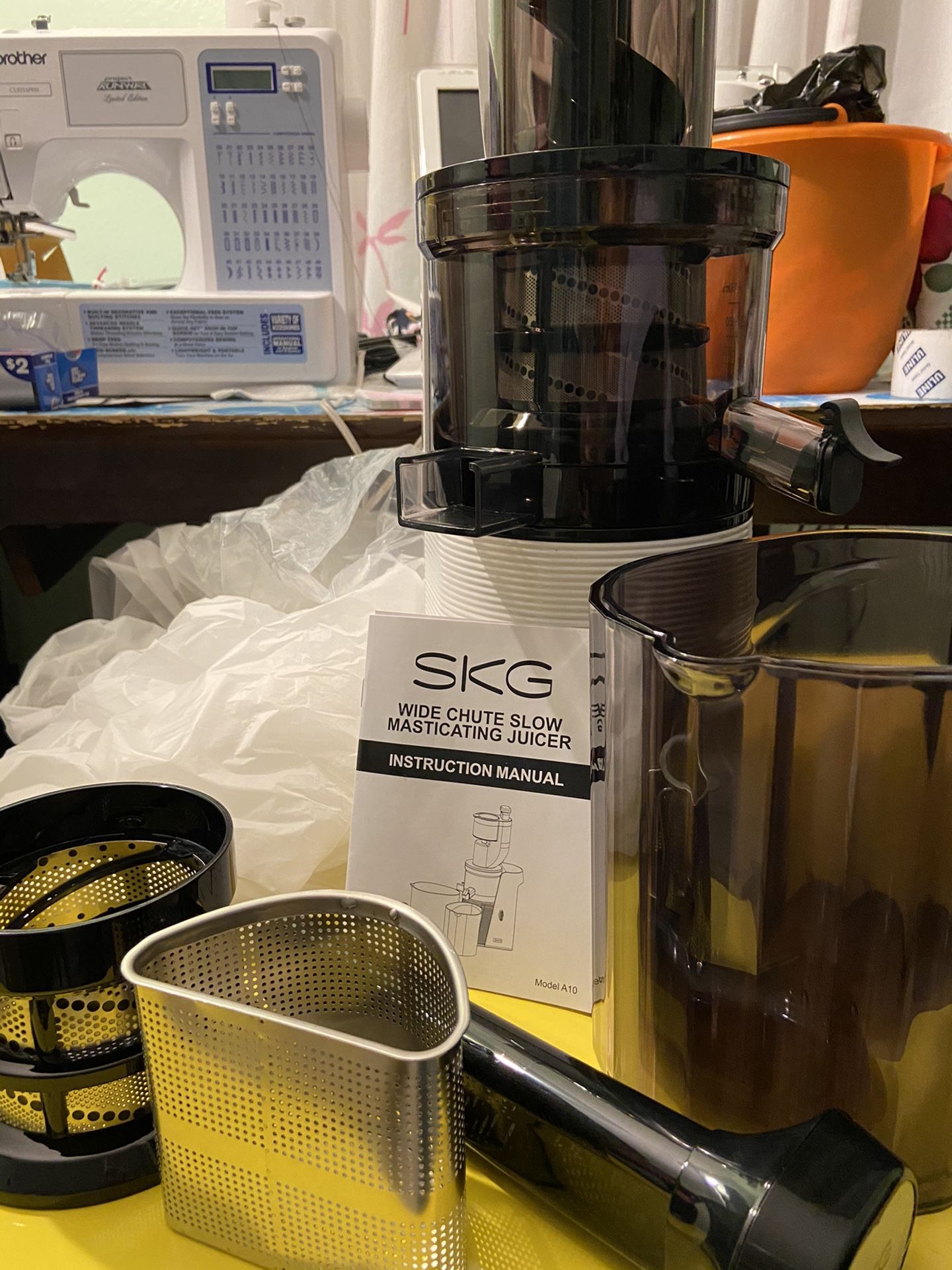 Skg A10 Skg Slow Masticating Juicer SKG SLOW MASTICATING JUICER
