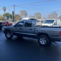 2006 Dodge Dakota