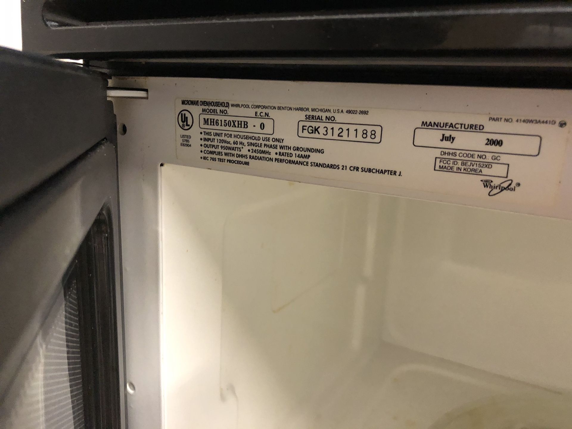 Whirlpool black under microwave for Sale in Clearwater, FL