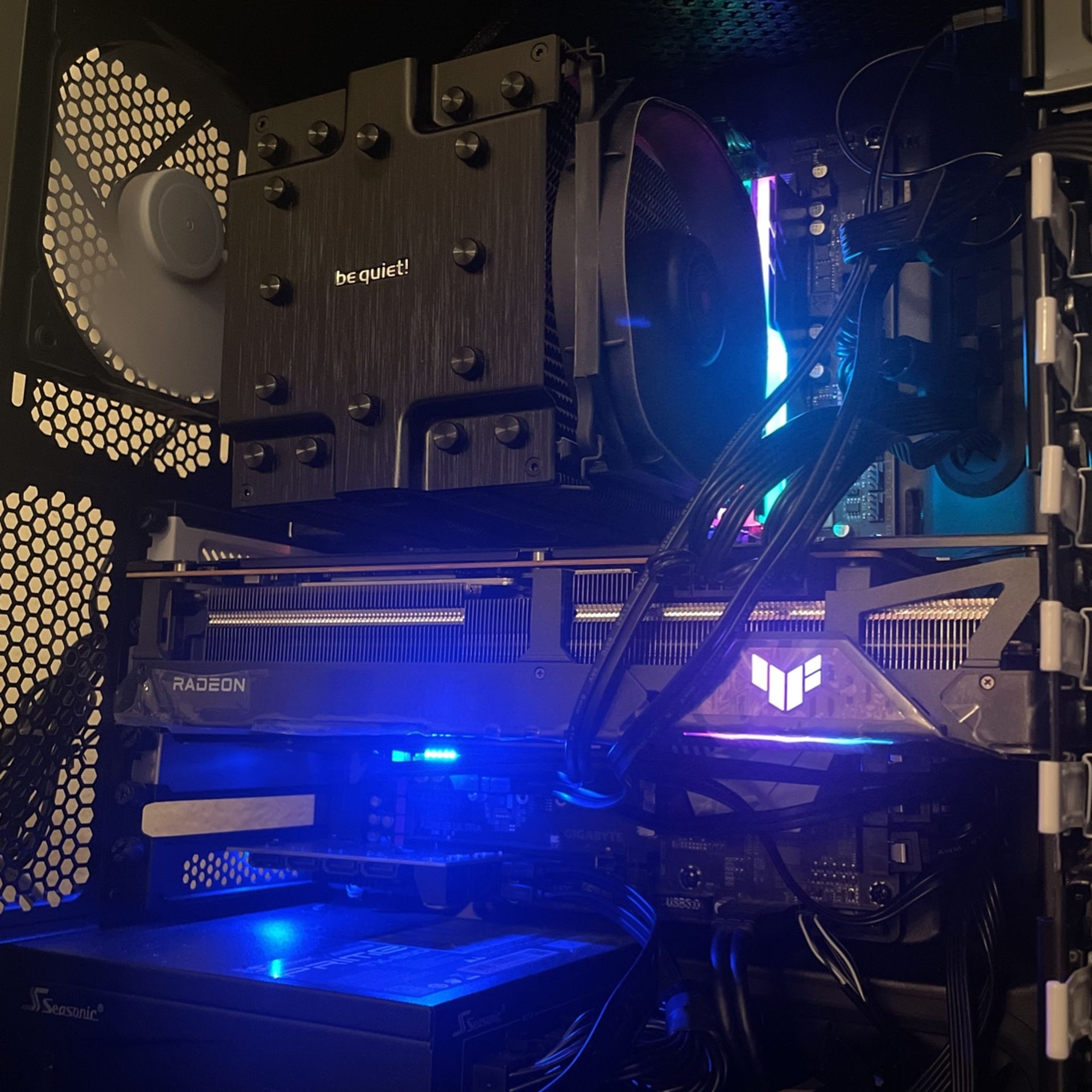 Asus Tuf Radeon RX 6700XT 12GB GDDR6
