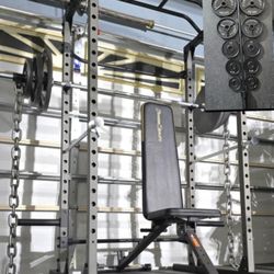 《FREE LOCAL DELIVERY》SQUAT RACK + ADJUSTABLE BENCH + 245 LBS OF OLYMPIC PLATES + OLYMPIC BARBELL + WEIGHT TREE