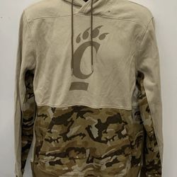 NWT Under Armour Cincinnati Uni Men's Brown Camo Hoodie Size L MSRP $110