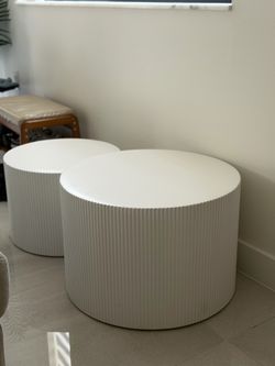 23.6 Round coffee table set