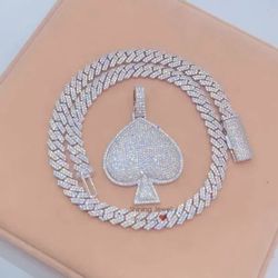 Moissanite Diamond pendent