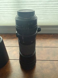 Canon EF Tamron SP AF 200-500mm f/5-6.3 Di LD IF Lens + Hoya UV Filter