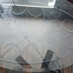 Coffee Table And 2 Side Tables 