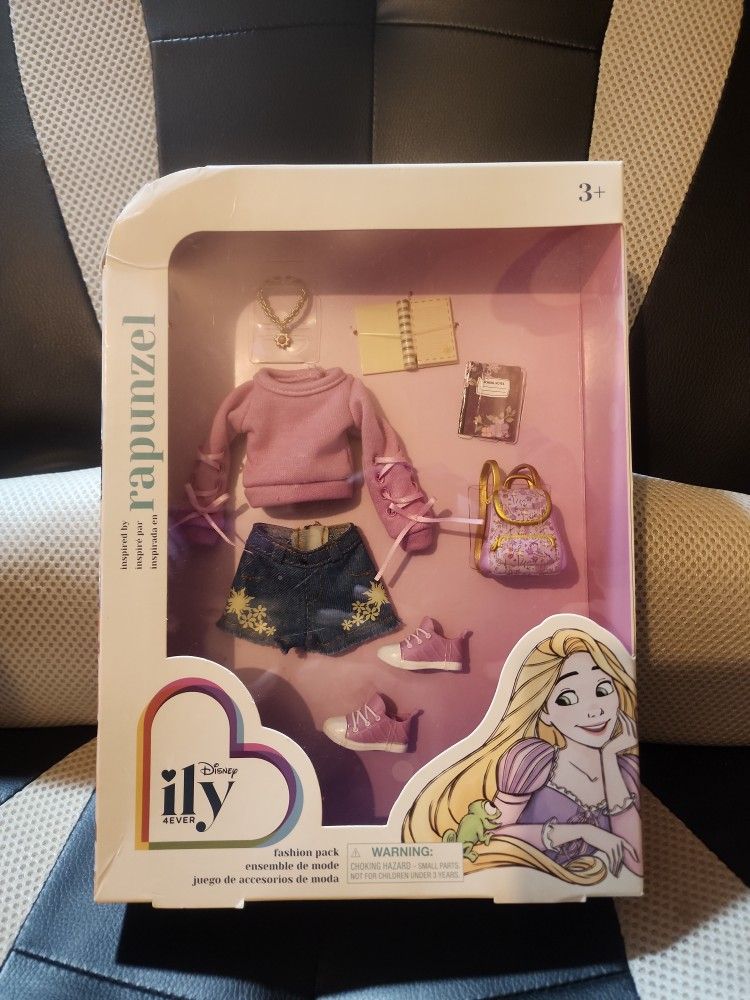 Disney ILY 4ever Rapunzel Fashion Pack