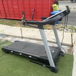 NordicTrack Treadmill C700 Ifit Speaker/fan/ipad/blutooth