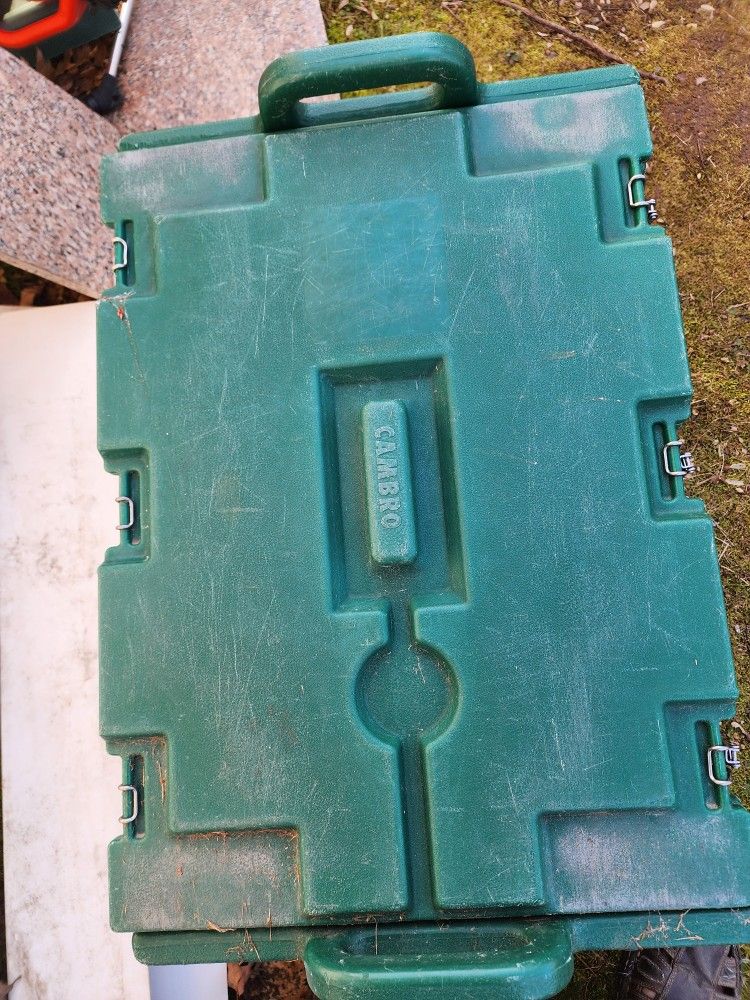 Cambro 100MPC401 Camcarrier® 100 Series Slate Blue Top Loading 8\