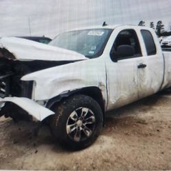 FOR PARTS A 2012 GMC SIERRA 5.3 ENGINE 4X4 6L80 TRANSMISSION