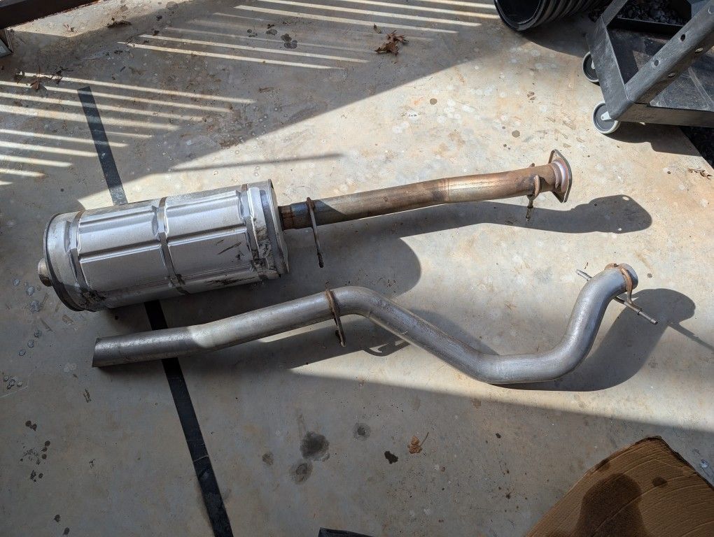 OEM Exhaust from 2024 GMC Sierra 2500 HD L8T Gas Engine