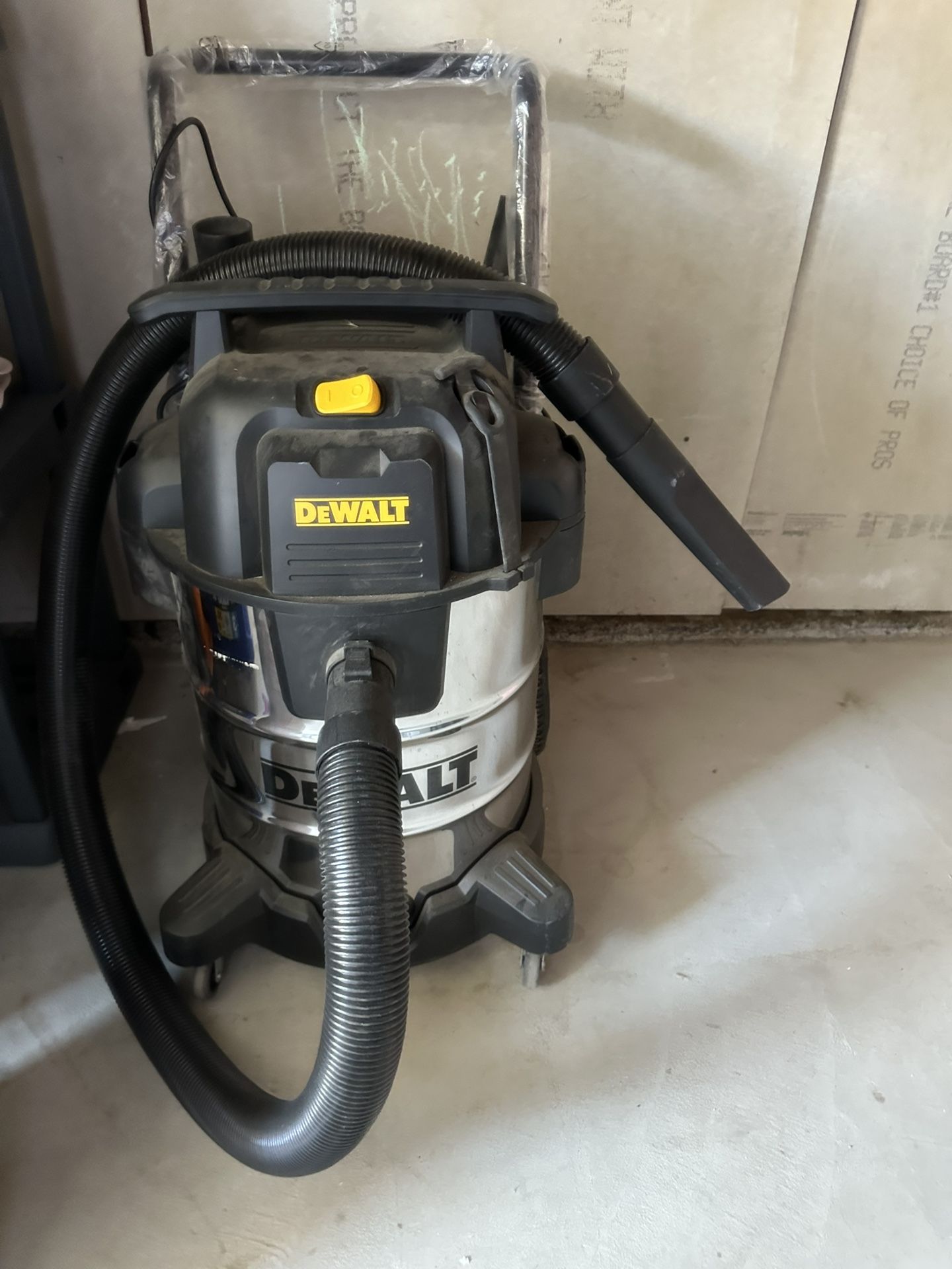 Dewalt Vacuum 