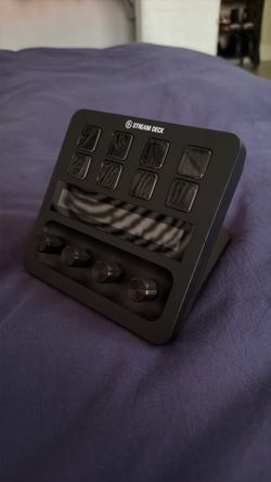 Stream Deck + W/ XLR Dock
