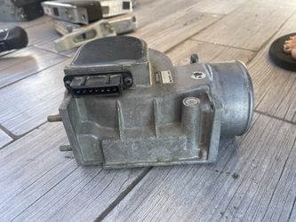 1(contact info removed) 1(contact info removed) 1996 Lexus Es300 Throttle Body Part