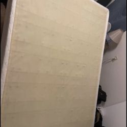 Box Spring 