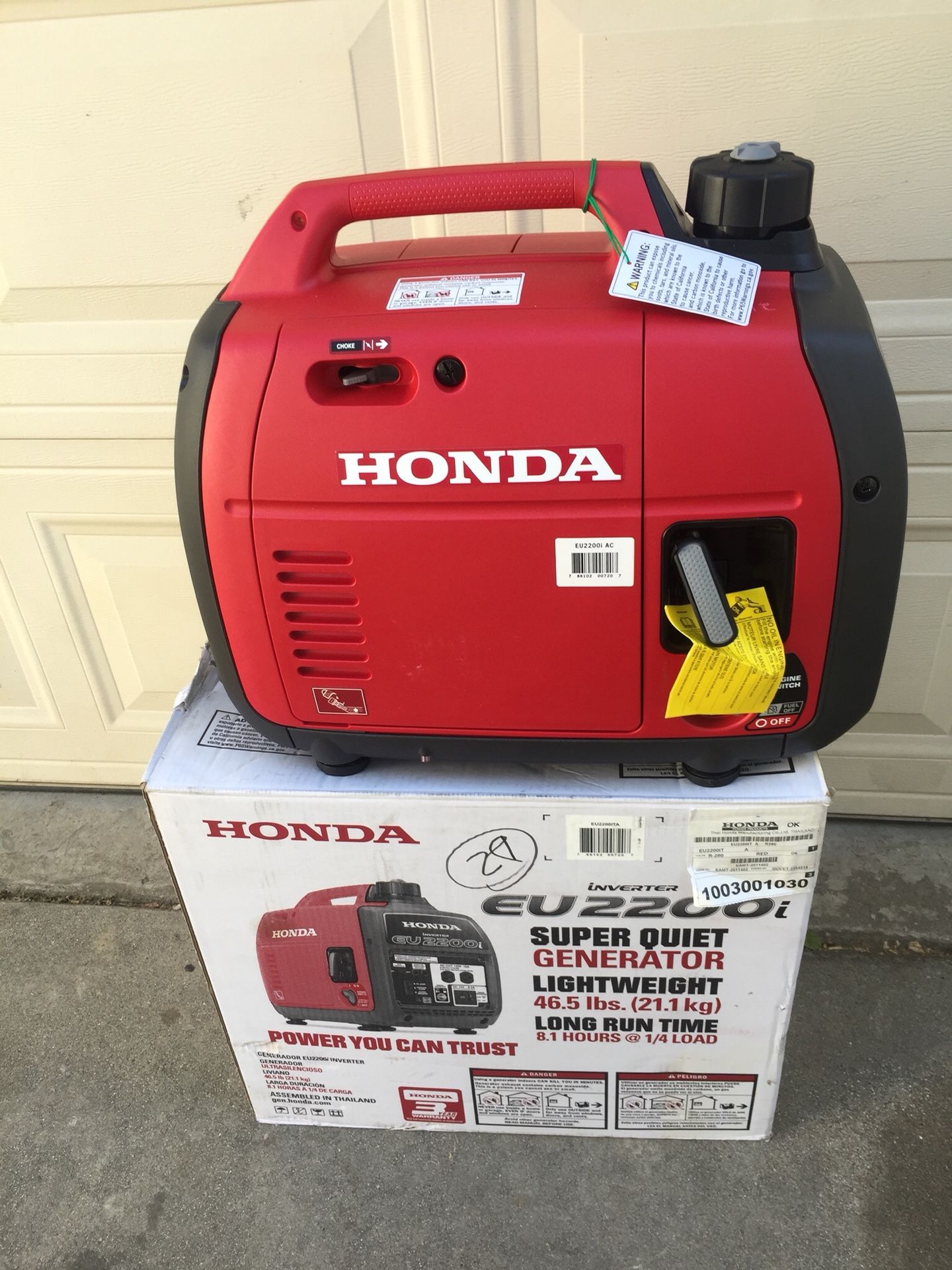 New Honda generator eu2200i inverter in the box