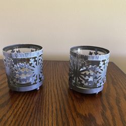 Pair Of Metal Snowflake Tea light Candle Holders