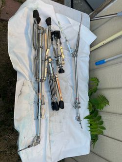 Drum Hardware Lot – Stands and Pedals