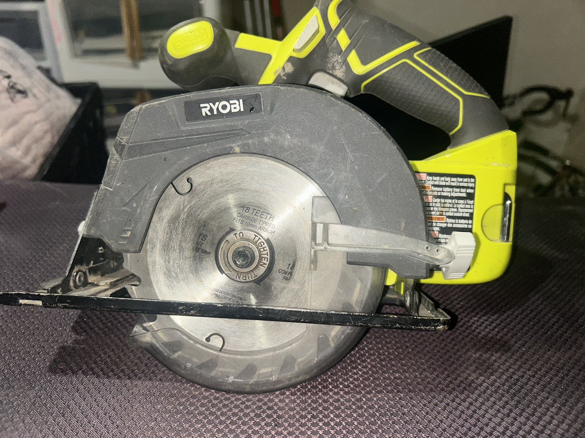 USED - RYOBI ONE + Model P505, 18V, 5 1/2” Circular Saw 4,700 min