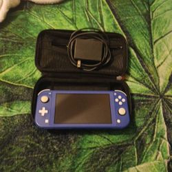 Nintendo Switch Lite With  case And Charger