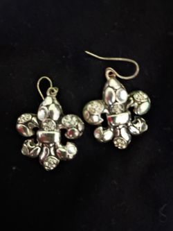 Sterling Silver fleur-de-lis Dangle Earrings